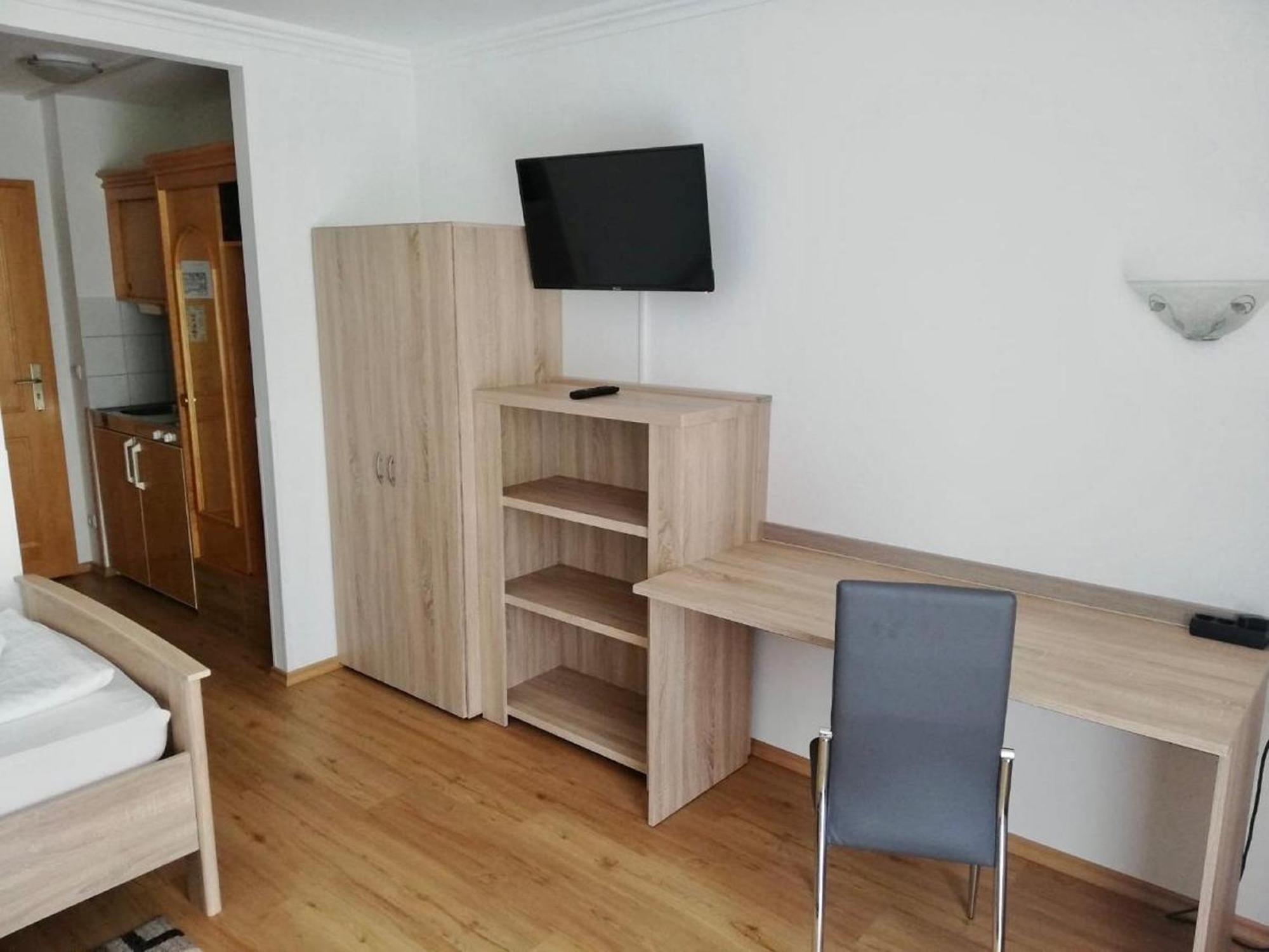 Ferienappartements-Grolik Im Aparthotel Zum Gutshof Хоэнварт Экстерьер фото